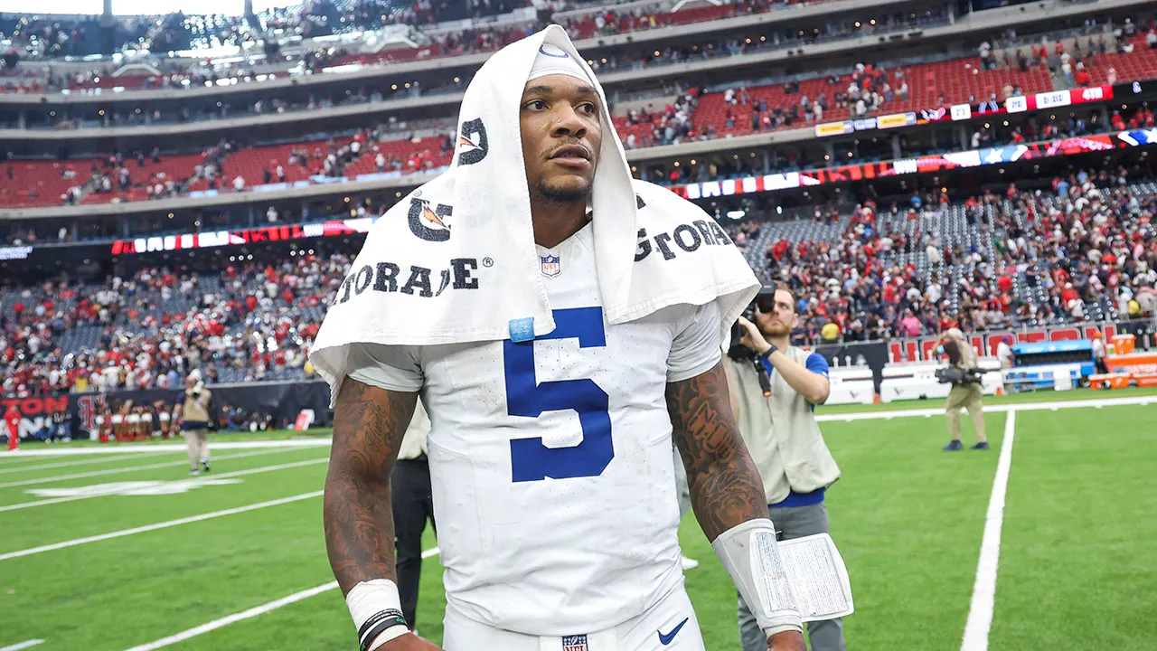 Colts’ Anthony Richardson sidelined with shoulder injury ahead of QB battle