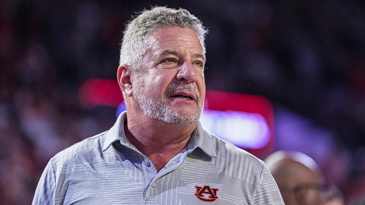 Obama faces criticism from Bruce Pearl over Gaza statement