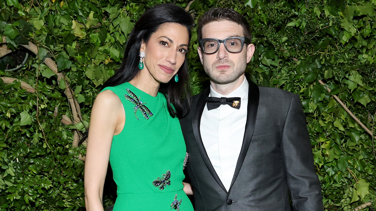 Clinton aide Abedin marries Alex Soros in star-studded Hamptons wedding