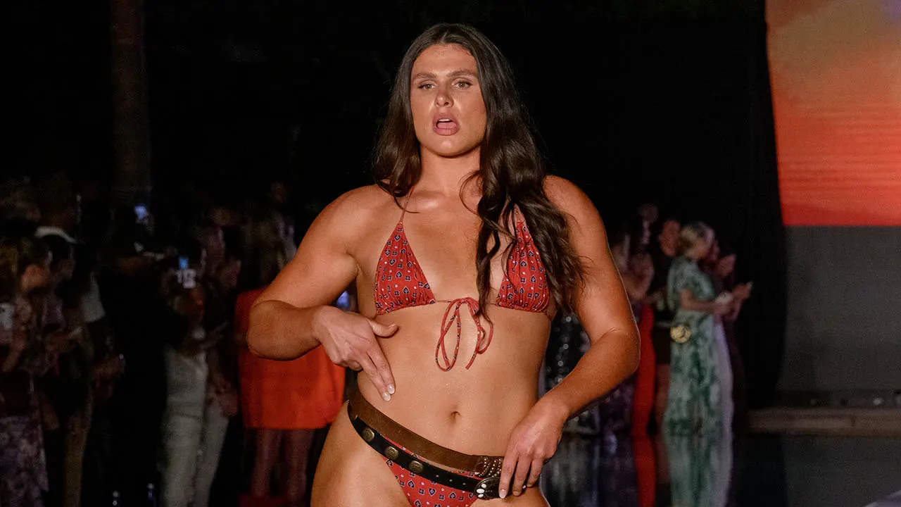 SI Swimsuit fashion show: Ilona Maher reveals personal detail