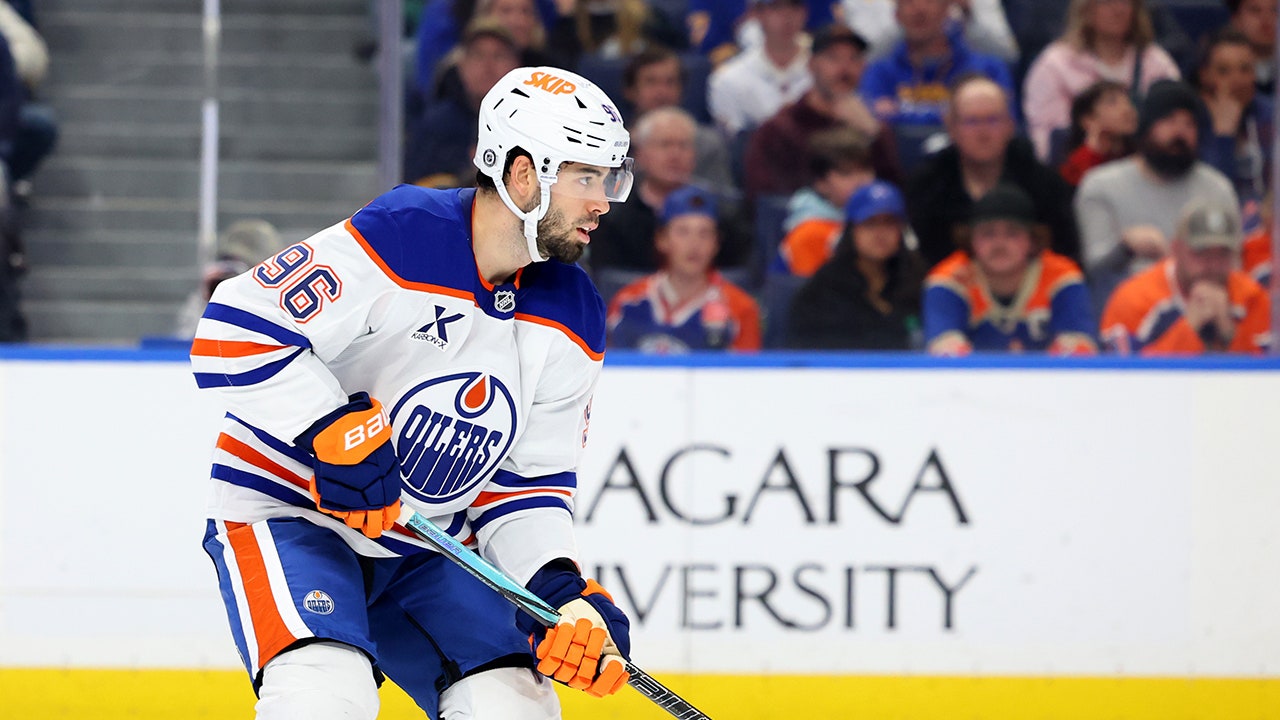 Oilers’ Jake Walman fined $10K for punching Tkachuk in Stanley Cup brawl