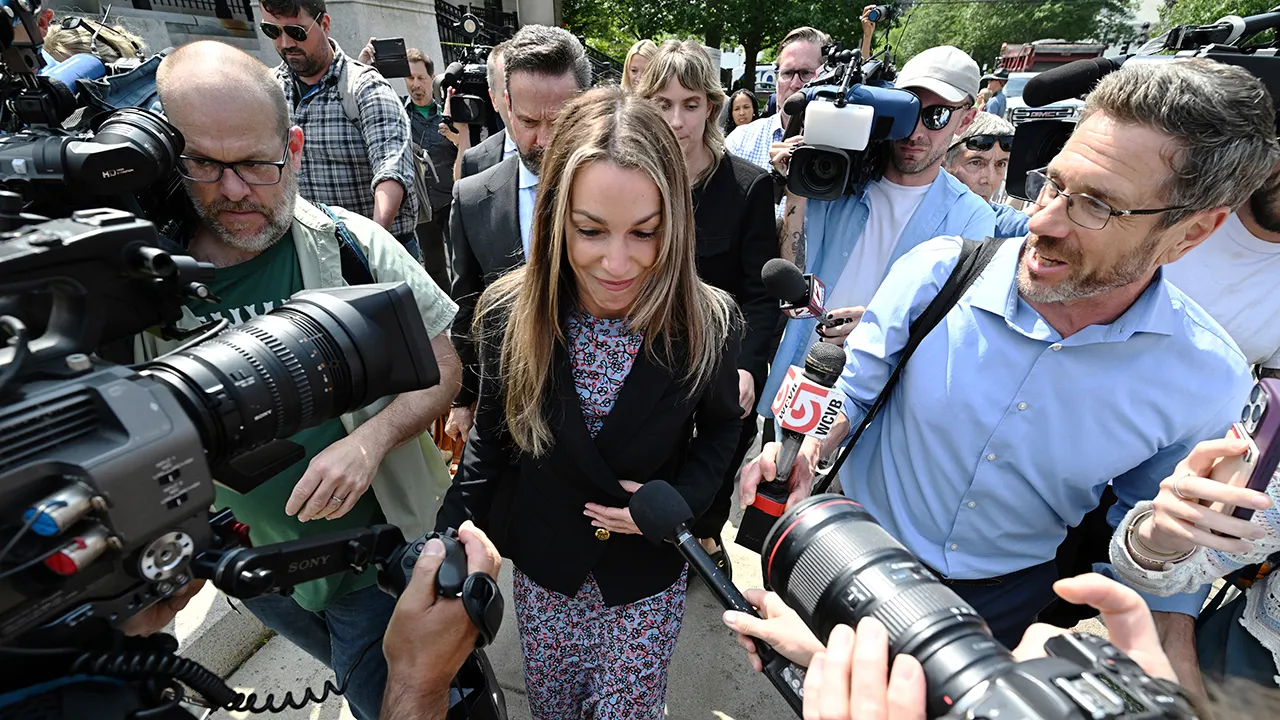 Massachusetts grand juror charged with leaking confidential details in Karen Read case