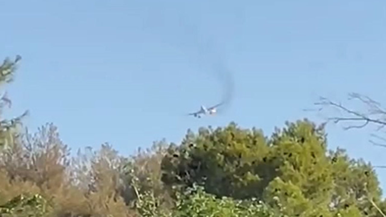Smoking engine forces American Airlines emergency landing in Las Vegas