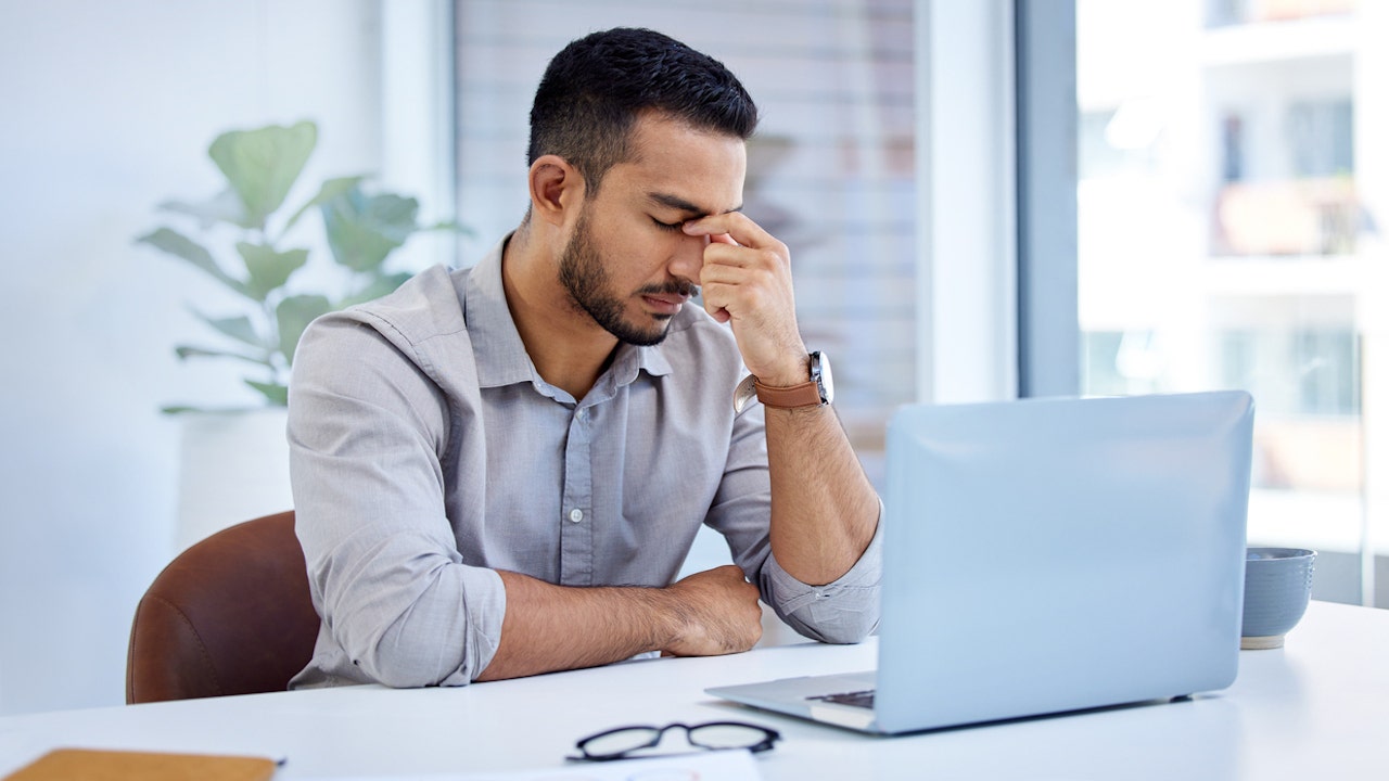 White men ‘walking on eggshells,’ afraid of speaking freely, poll reveals