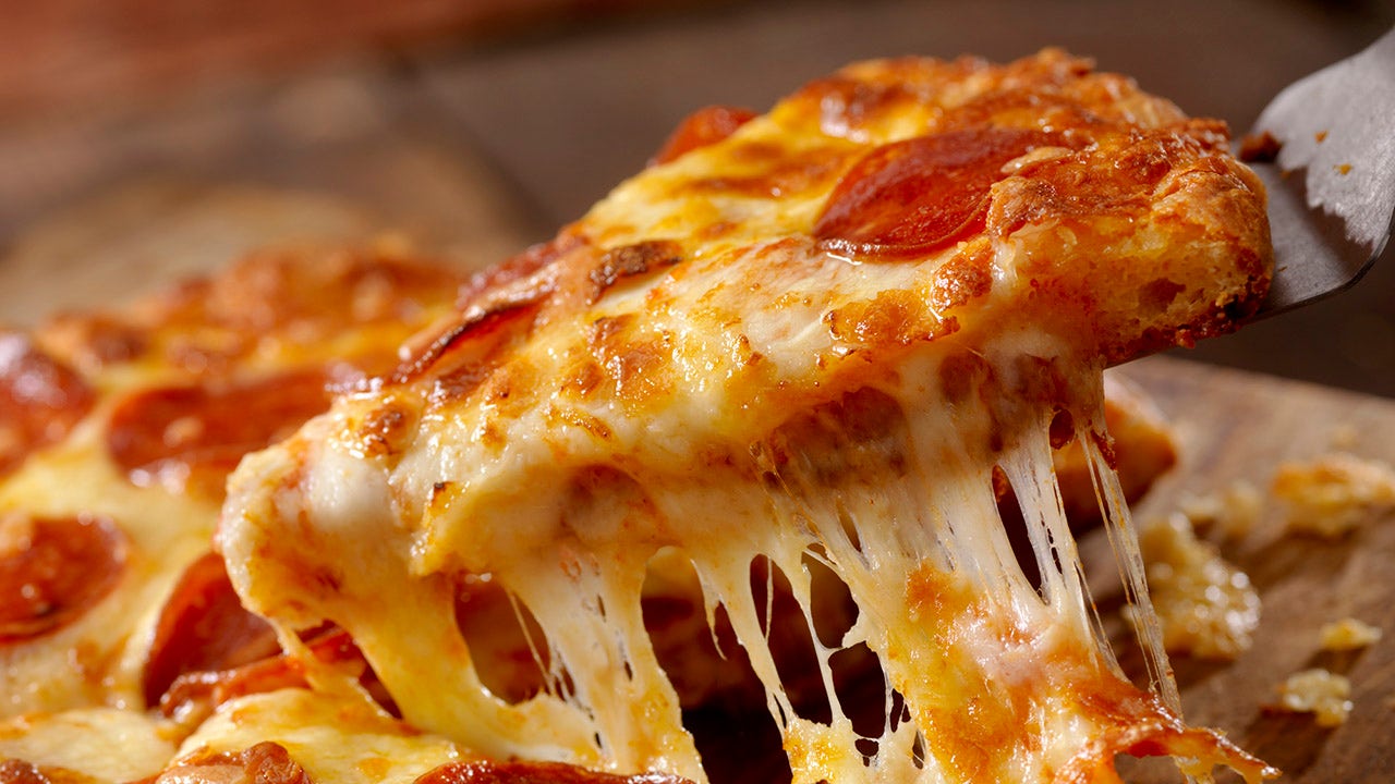 Food travel guidelines from TSA allow pizza, donuts, pies and even live lobsters