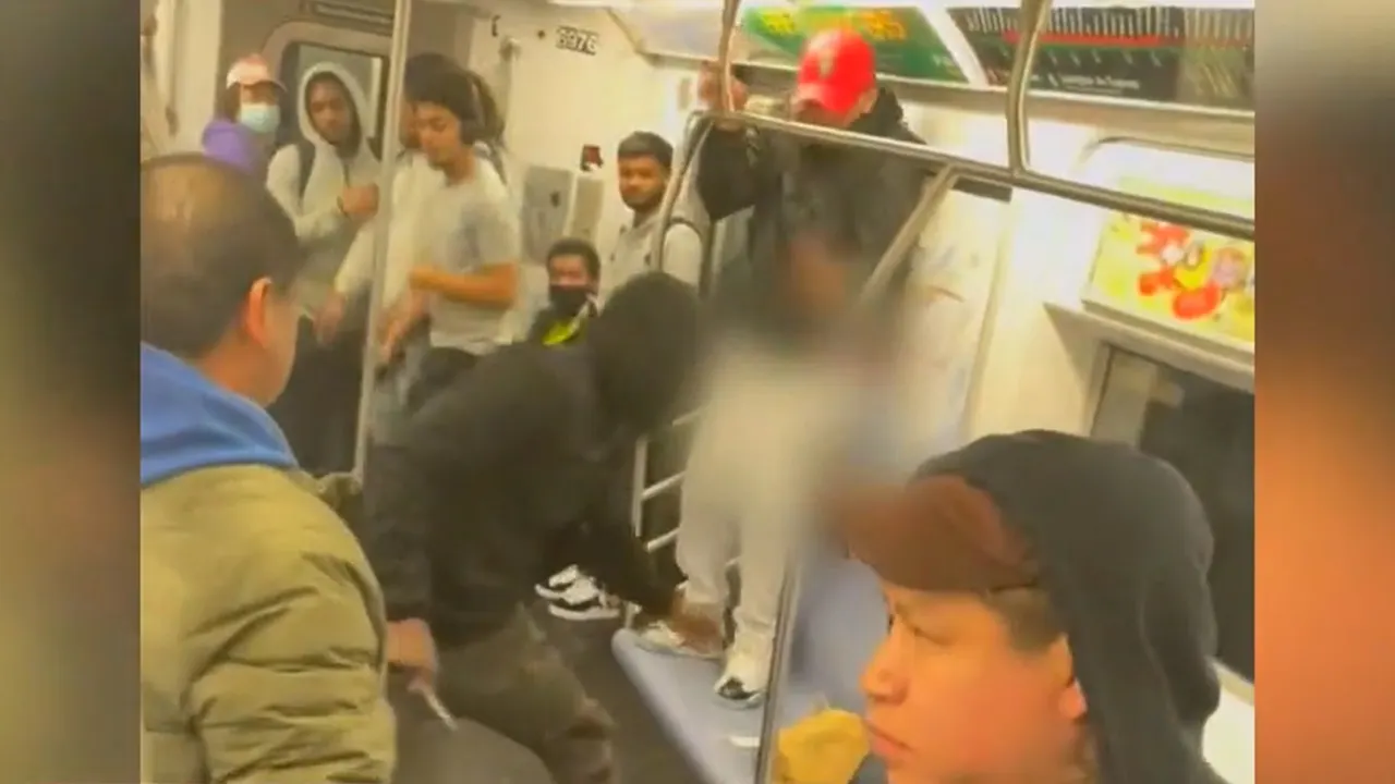Horrific New York City subway stabbing caught on camera