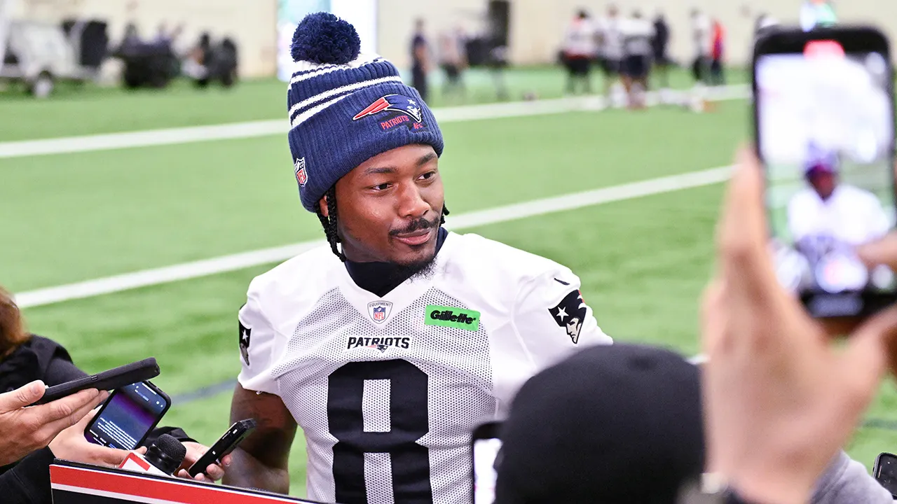 Stefon Diggs tight-lipped about mysterious pink substance in viral video
