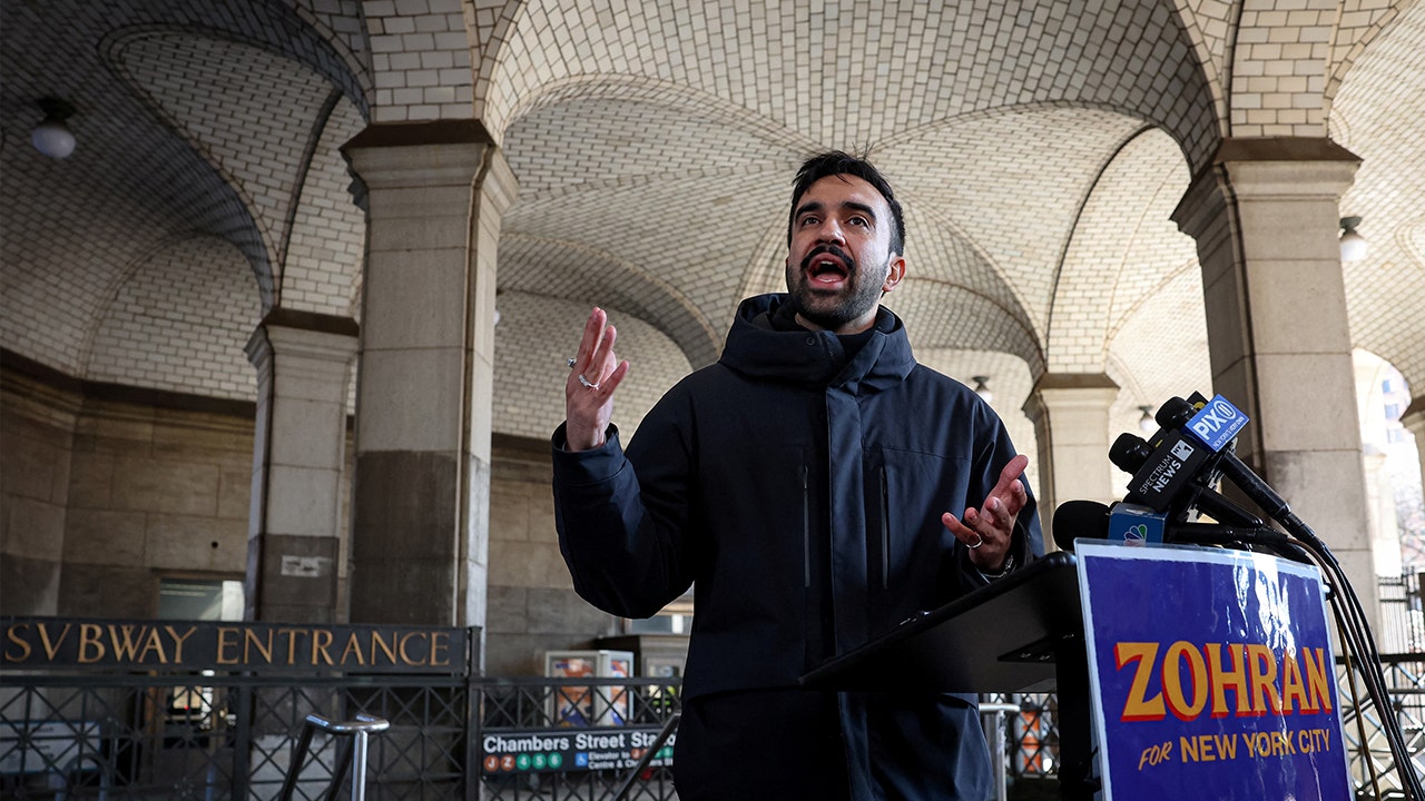 Liberal networks avoid ‘extreme’ label for socialist NYC mayoral candidate