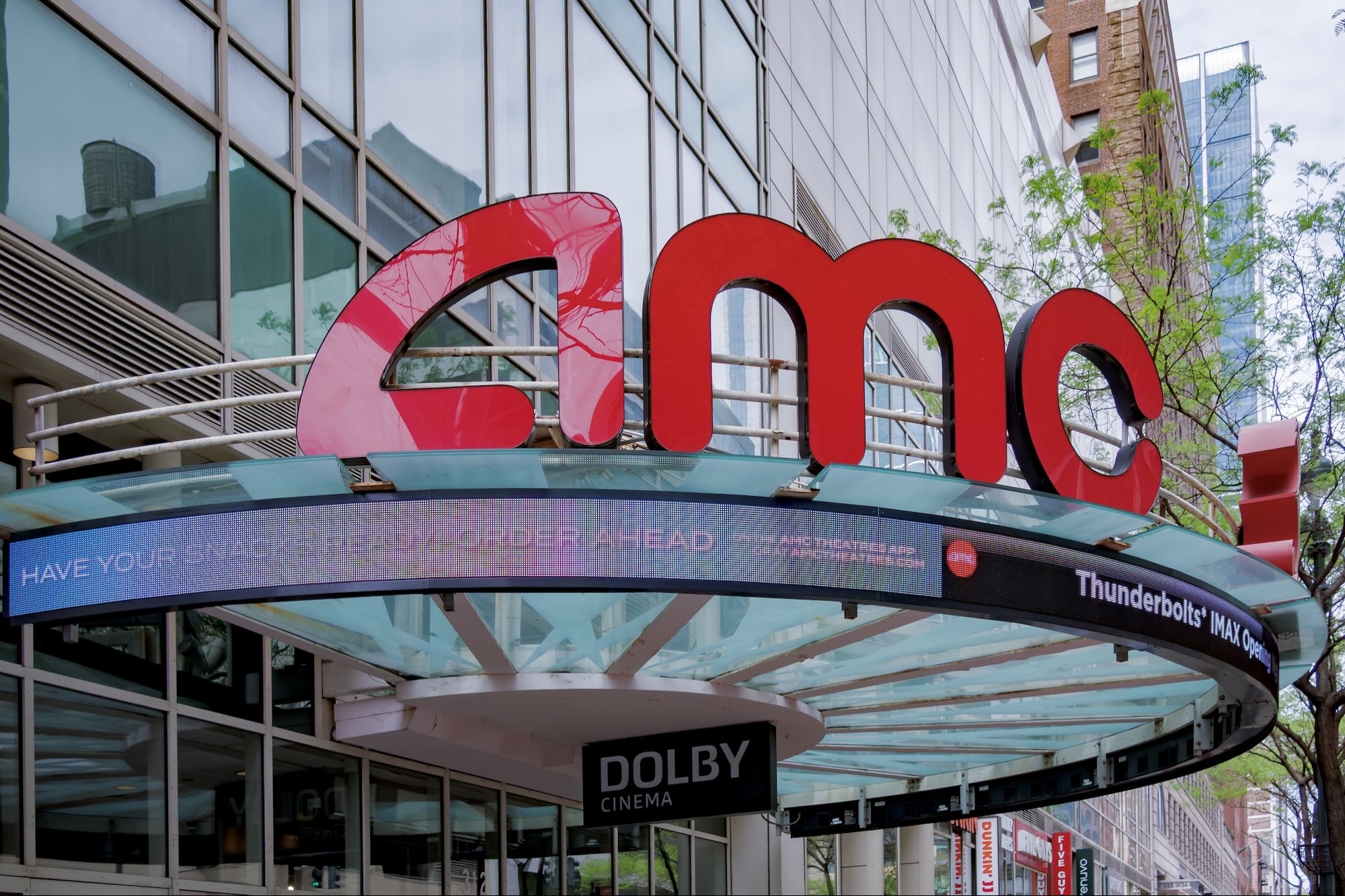AMC Theatres Warns Customers of ’25-30 Minutes of Previews’