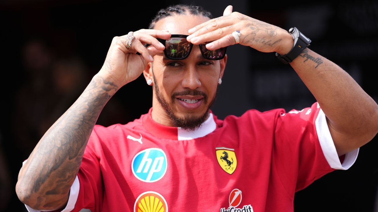 Lewis Hamilton recommends Mercedes to Max Verstappen