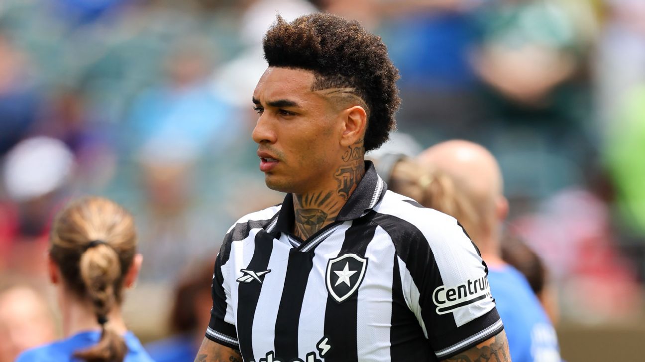 Igor Jesus signs for Nottingham Forest from Botafogo