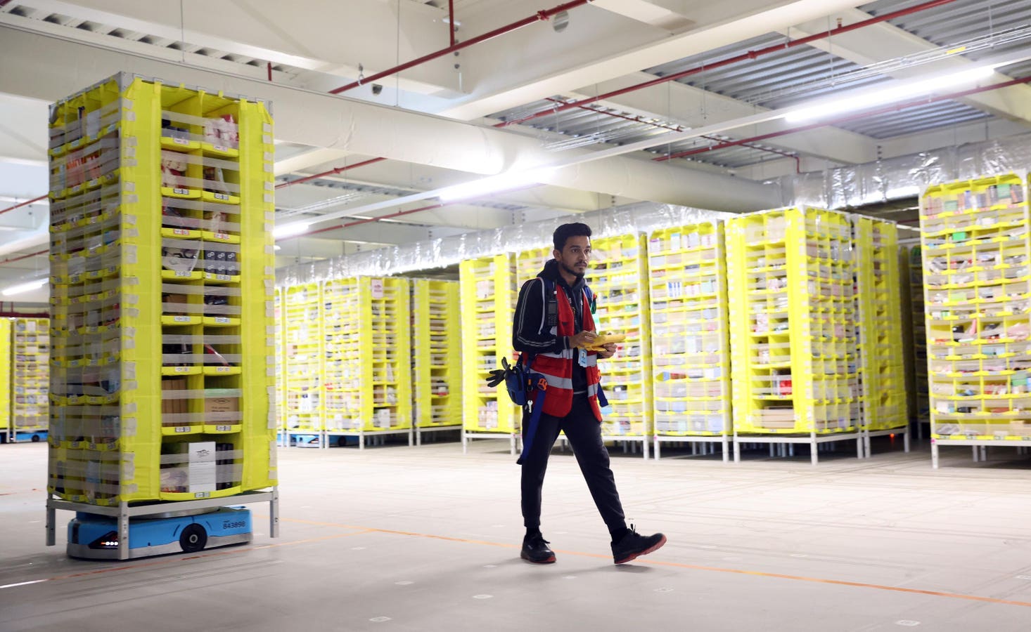 Amazon’s Millionth Warehouse Robot Is Here And It’s Getting Smarter