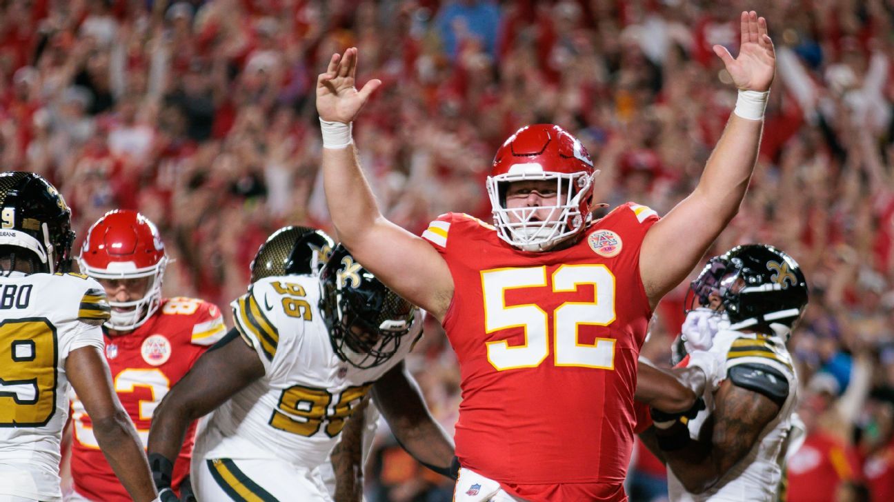 Execs, coaches, scouts rank NFL’s top 10 interior offensive linemen for 2025