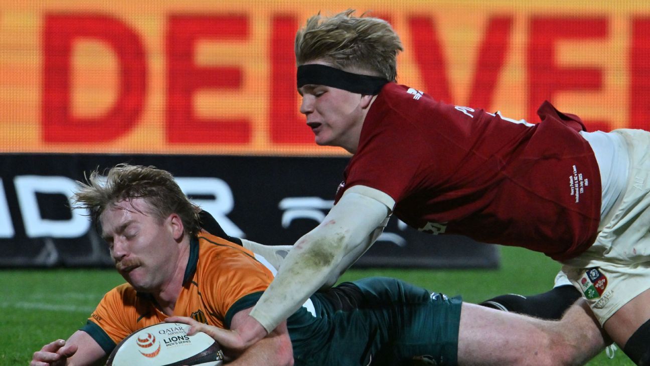 British and Irish Lions 48-0 AUNZ Invitational: Lions roar as first Test nears