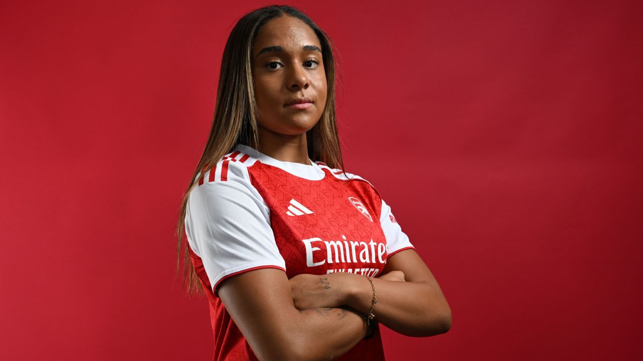 Women’s world transfer record history: Smith overtakes Girma