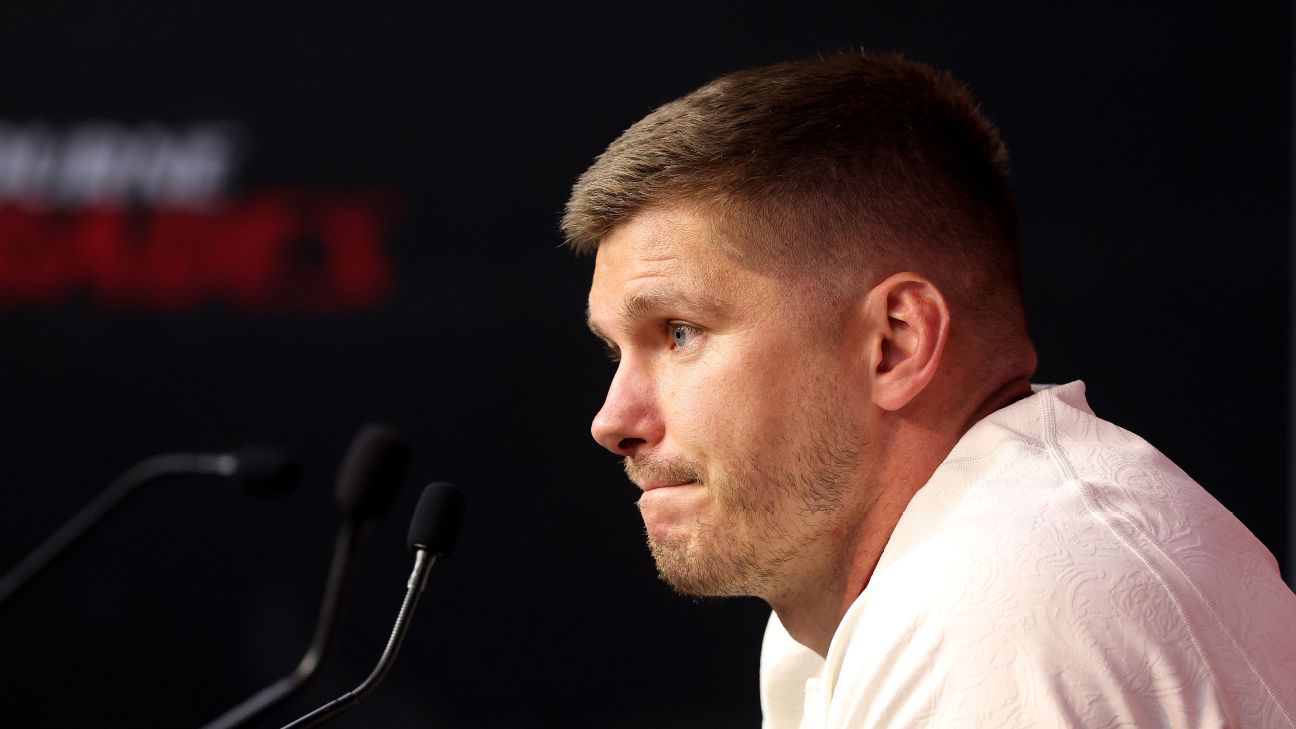 Owen Farrell: Struggle to understand ‘social media poison’