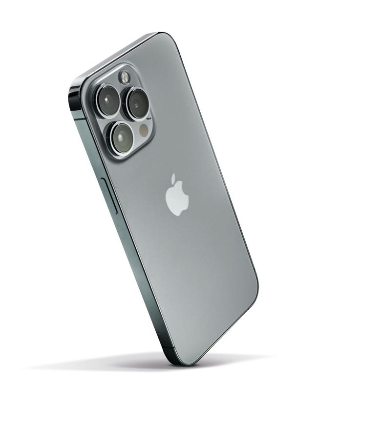 Apple’s Surprise Free Offer To iPhone 13 Users Is Now Live For iPhones