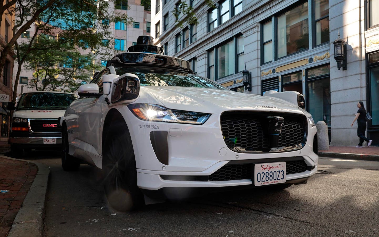 Waymo To Widen Robotaxi Lead Over Tesla With 2026 Dallas Launch