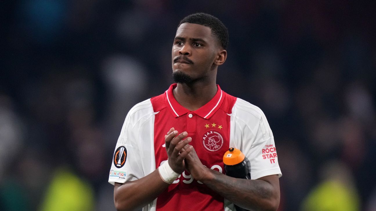 Jorrel Hato: Chelsea agree deal for Ajax defender – sources