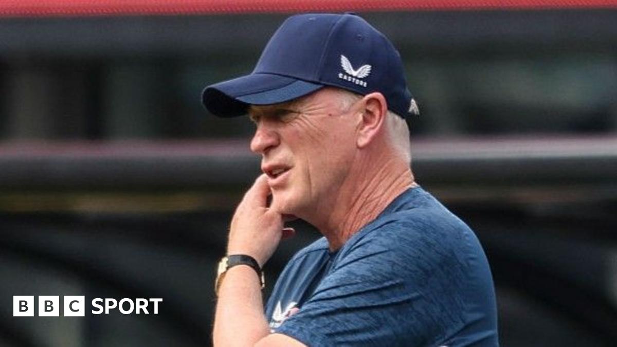 Everton: David Moyes says club running out of time to sign players