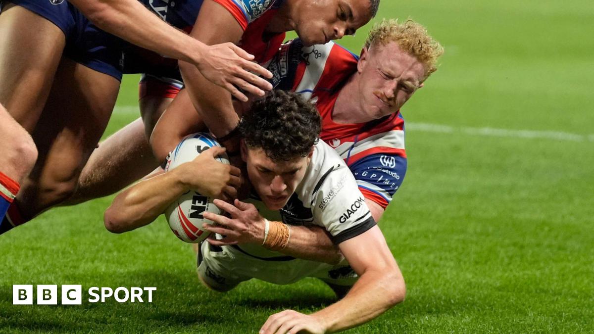 Super League: Hull FC 16-10 Wakefield Trinity – Hull comeback stuns visitors