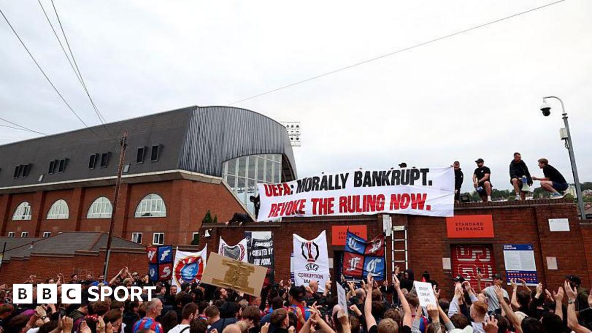 Crystal Palace protest: Hundreds of fans march against Uefa Europa League decision
