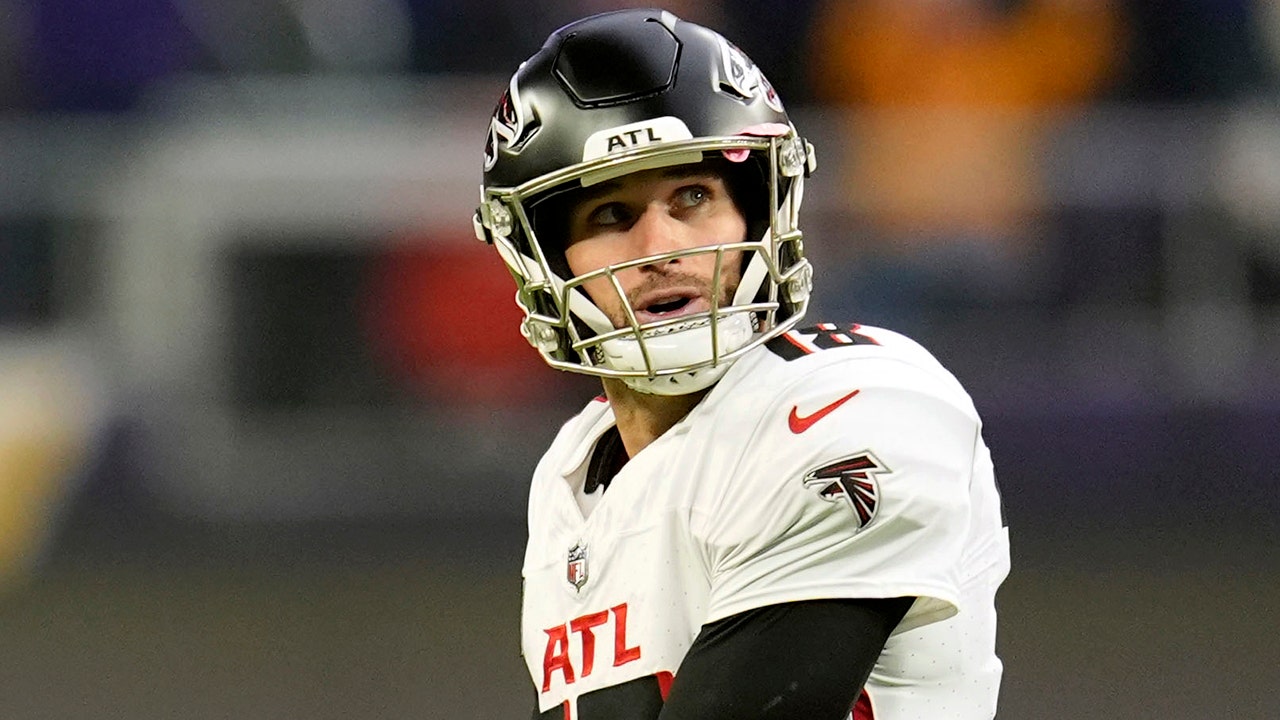 Flacons’ Kirk Cousins praises value haircut chain in Netflix documentary