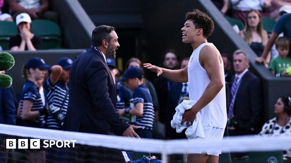 Wimbledon 2025: Ben Shelton serves out win in 69 seconds after bad light suspension