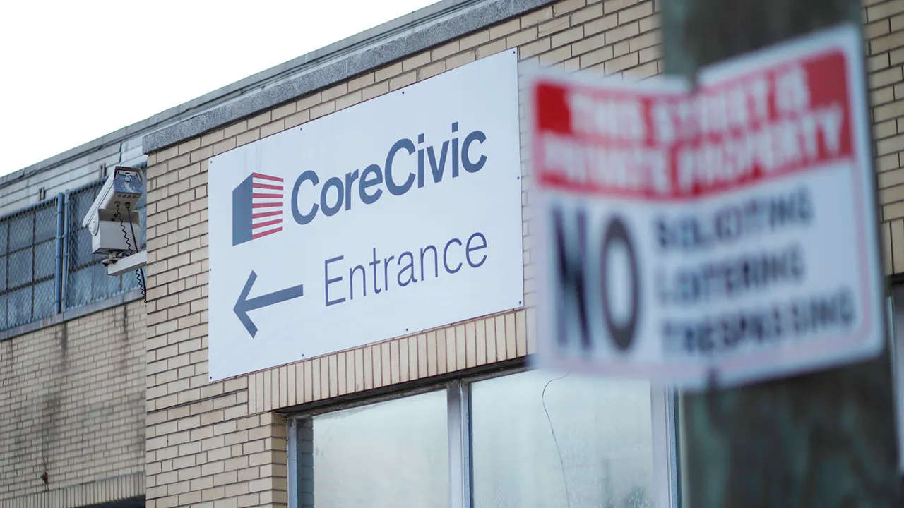 Appeals court overturns NJ ban on private immigration detention centers