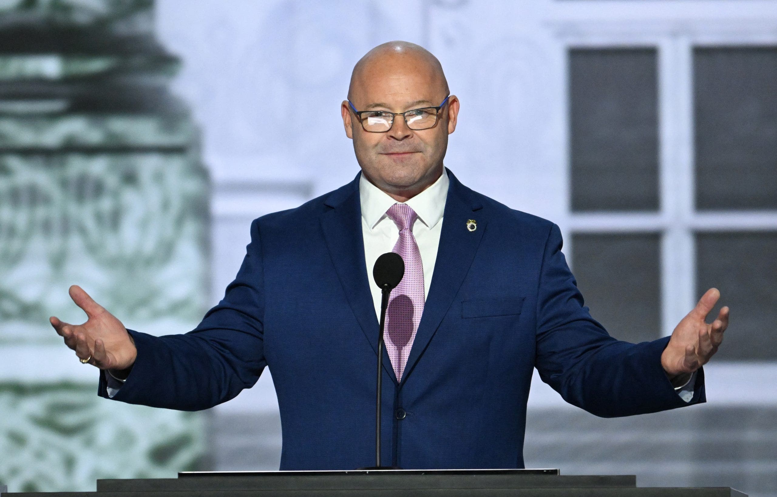 Teamsters boss Sean O’Brien defends tariffs at Senate committee hearing