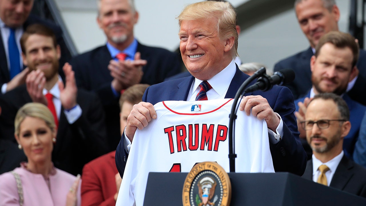 Red Sox players meet Trump at White House despite Alex Cora’s previous snub