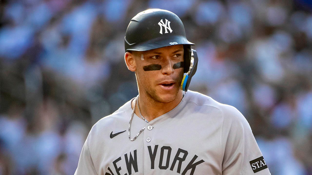 Aaron Judge suffers cut to the face after errant toss from Yankees’ teammate