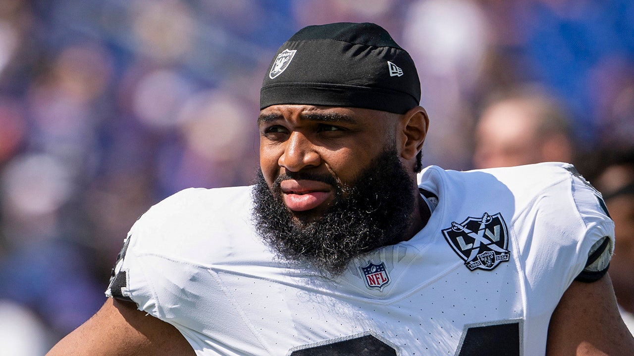 Christian Wilkins tried to kiss teammate on head before being cut