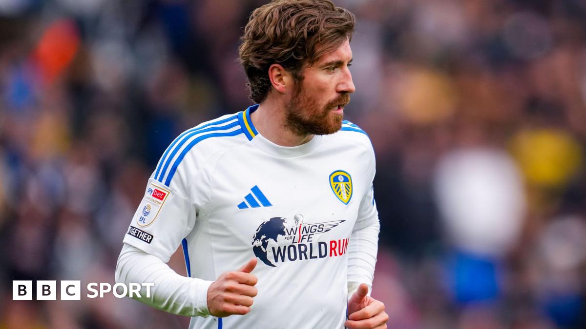 Rangers sign Bournemouth’s Joe Rothwell and Peterborough United’s Emmanuel Fernandez