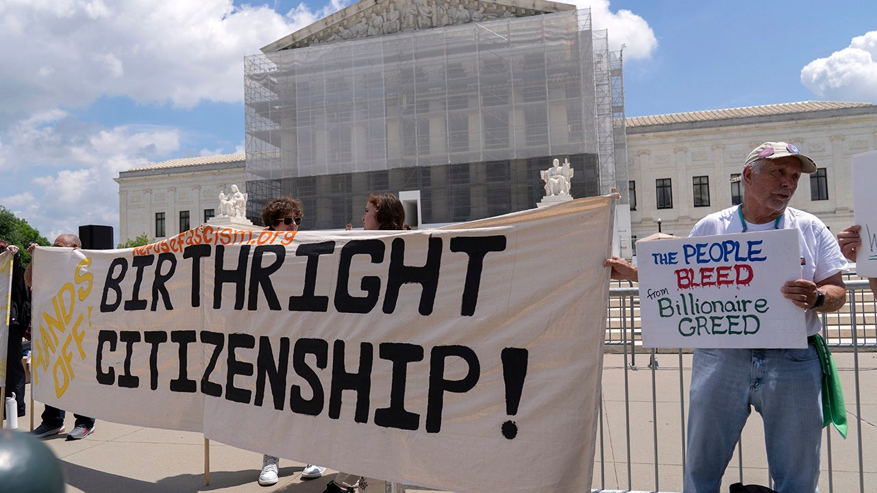 Federal appeals judge blocks Trump’s plan to end birthright citizenship in US