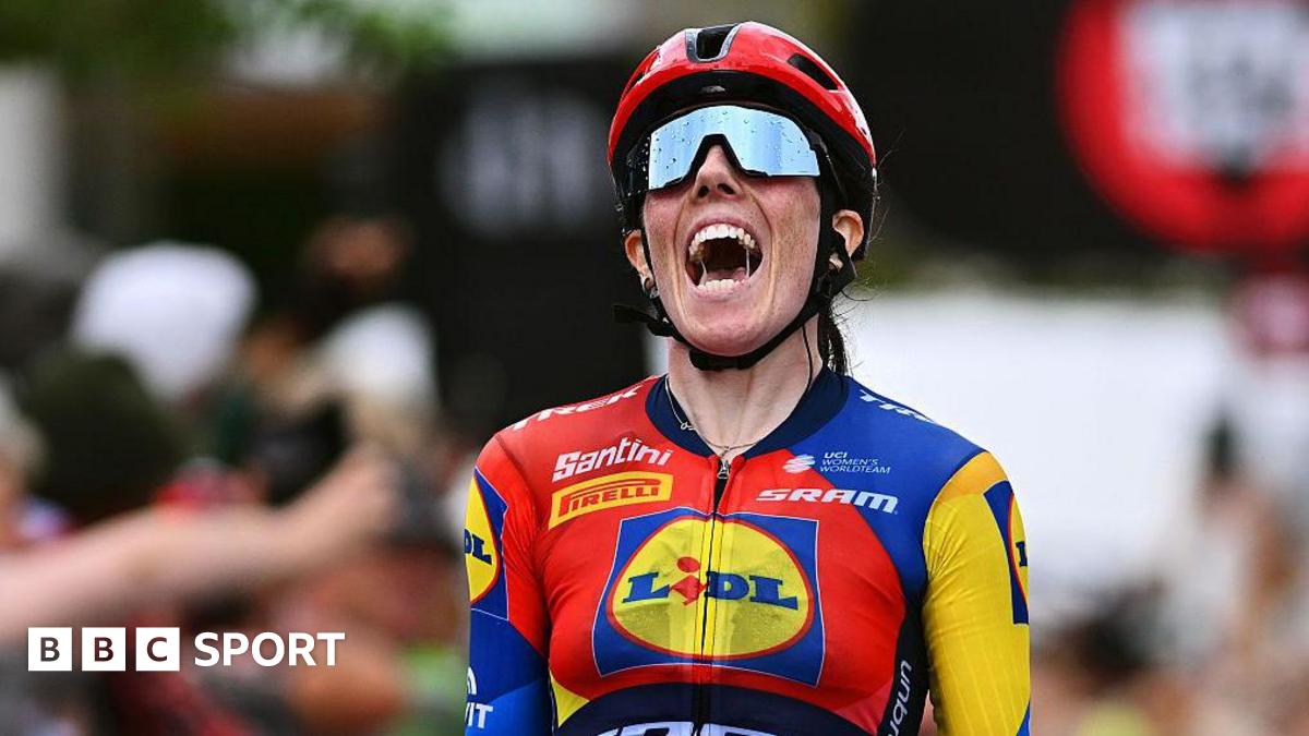 Giro d’Italia Women: Anna Henderson wins stage two and claims pink jersey