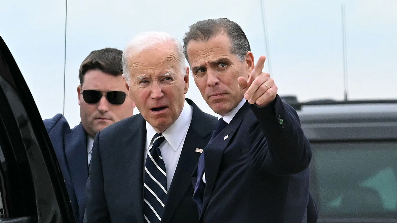 Former Obama aides fire back after Hunter Biden’s podcast tirade