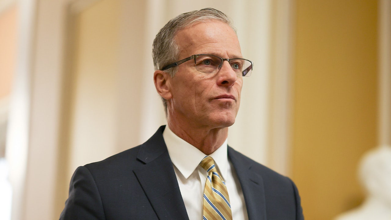 Senate advances first spending bills despite Democratic trust issues