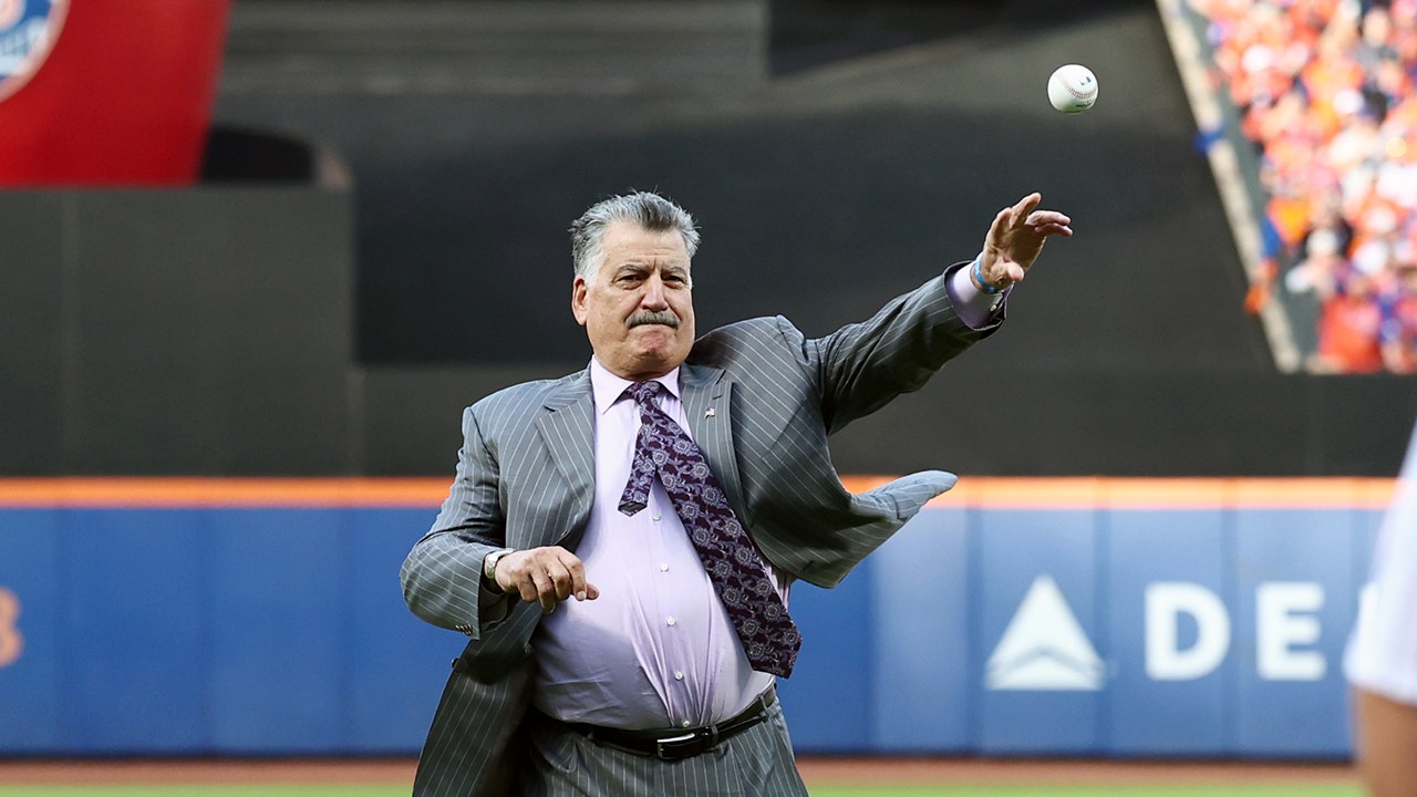 Mets legend Keith Hernandez was oblivious to a foul ball narrowly missing him