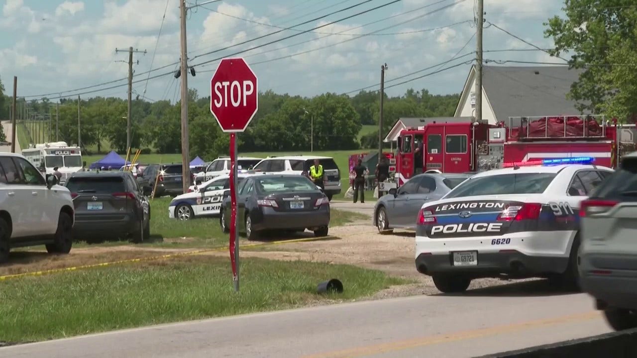 2 dead, 2 injured at Lexington church after suspect shoots trooper: police