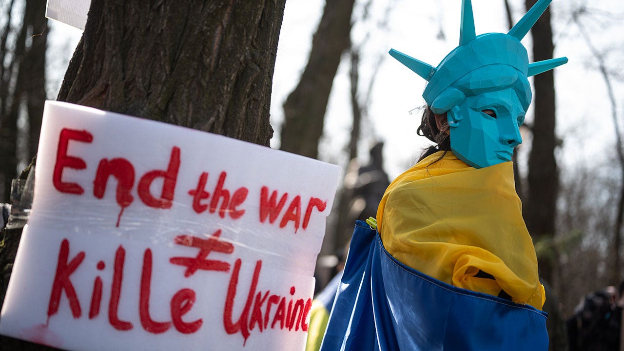 Trump ends uncertainty over Ukrainians allowed to stay in US amid Russia’s war