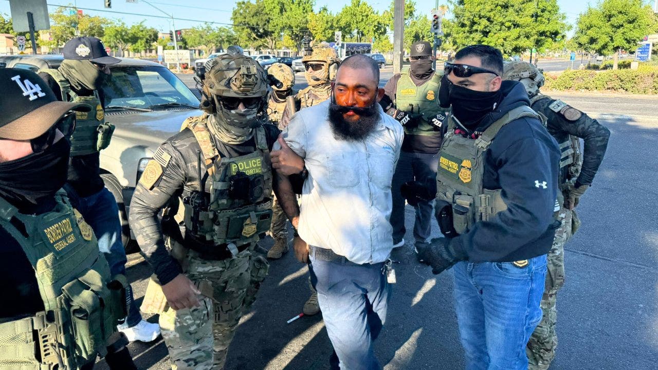Border Patrol arrests 11 illegal migrants in tense Sacramento Home Depot sweep