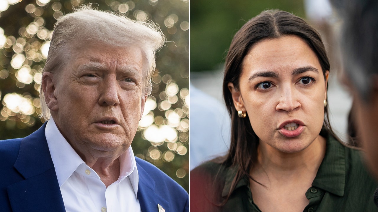 White House urges Democrats like AOC to meet with ICE