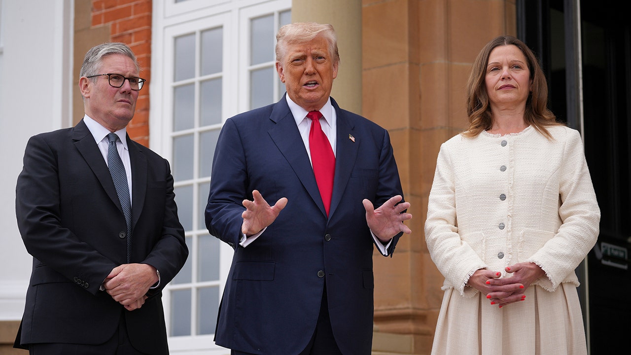 Trump ‘disappointed’ in Putin, cuts 50-day deadline in half after Ukraine attack