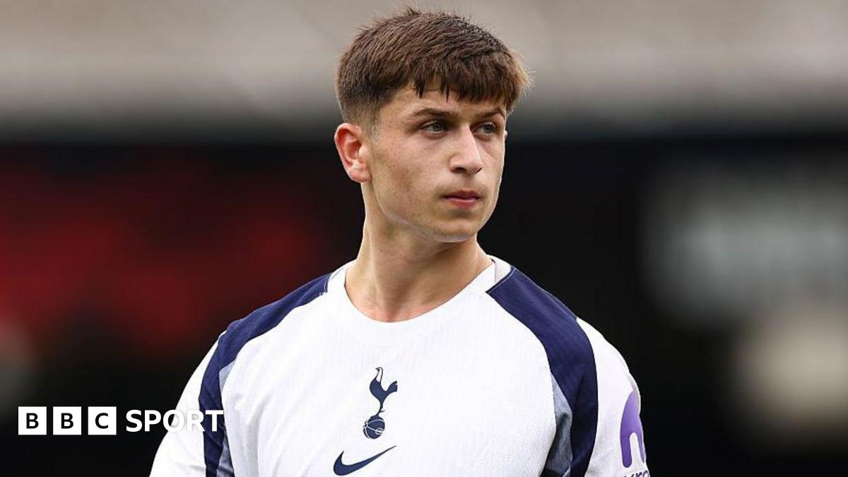 Tottenham Hotspur’s Mikey Moore joins Rangers on loan