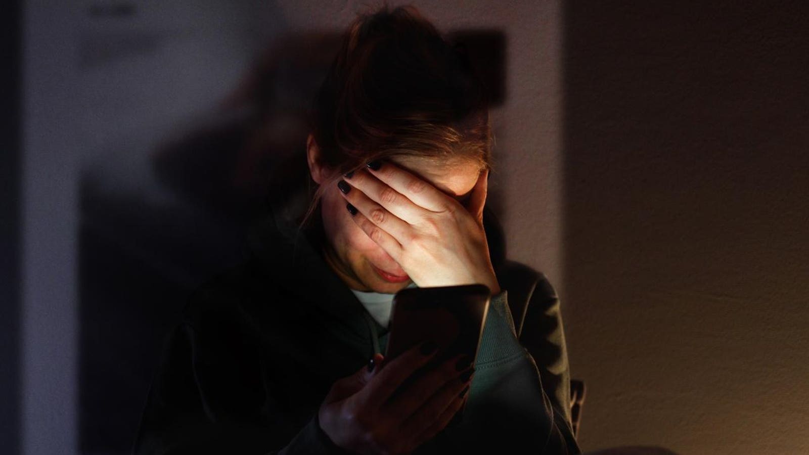Do Not Keep These ‘High Risk’ Apps On Your iPhone Or Android