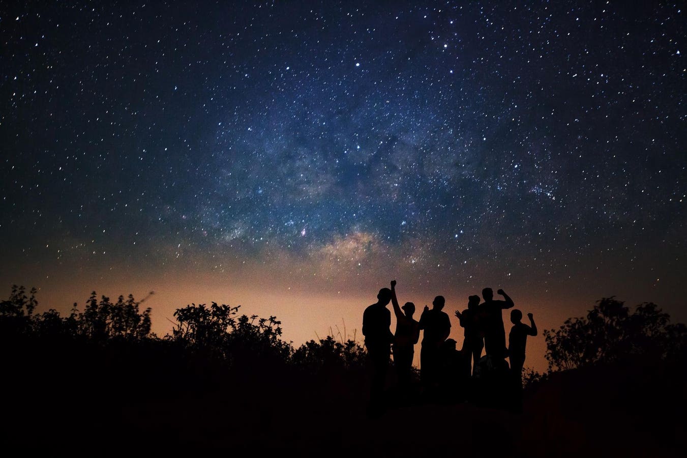 When To See The Fabulous Sky Show On Tuesday As ‘Shooting Stars’ Fall