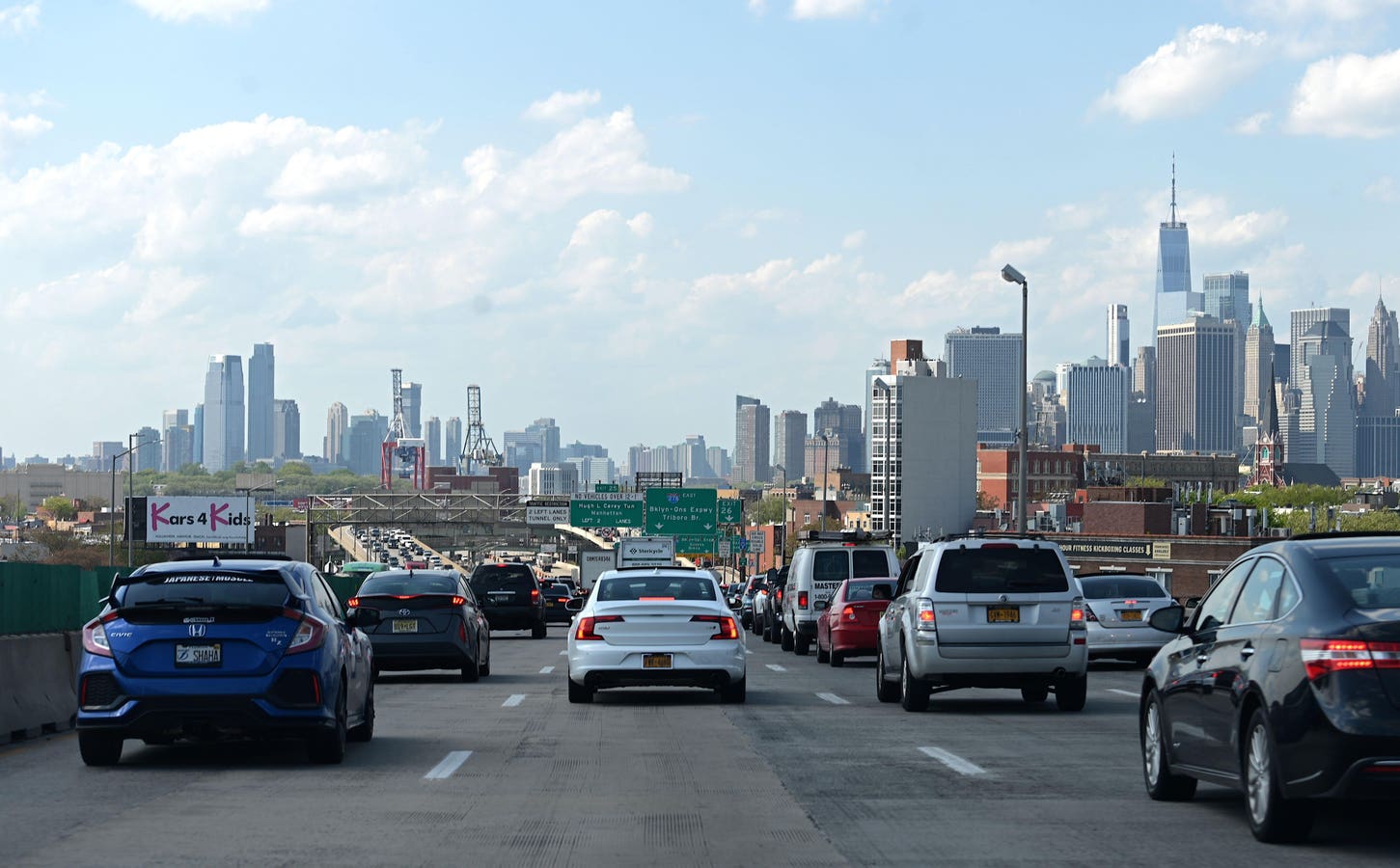Traffic Deaths Are Down, But U.S. Still Trails Other Wealthy Nations