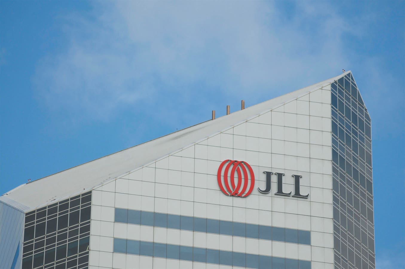 JLL CTO Yao Morin On The Future Of AI In Commercial Real Estate