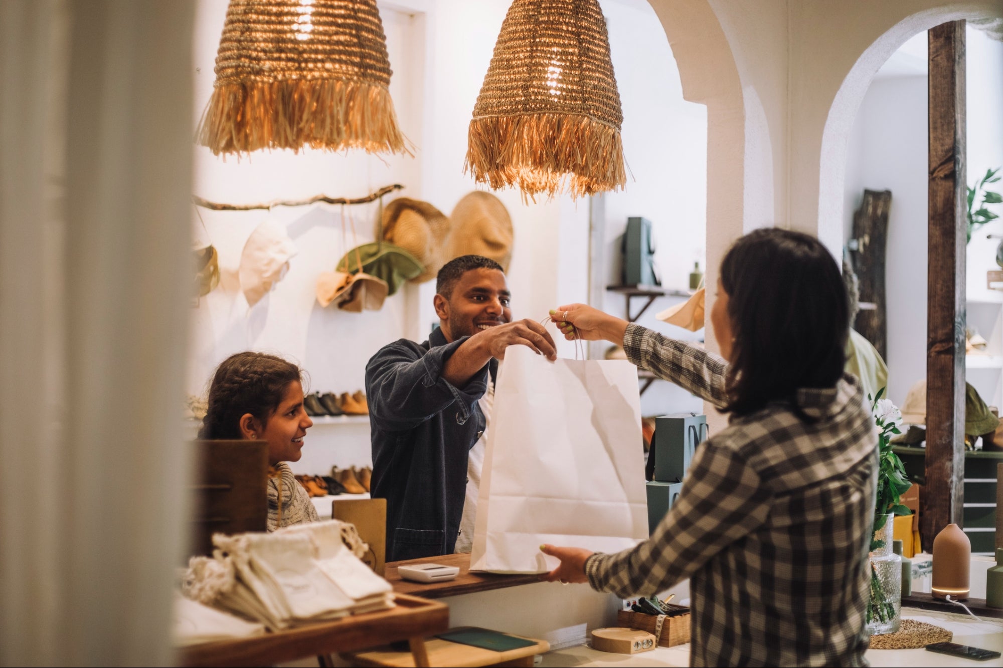 Your Ads Won’t Matter if Customers Hate the Experience